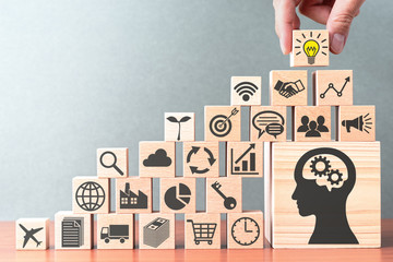 初一必读书目有哪些