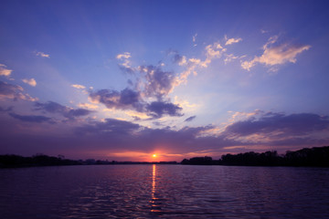 生活中有哪些科学解释不了的自然现象？